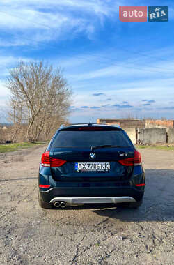 Внедорожник / Кроссовер BMW X1 2013 в 