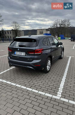 Внедорожник / Кроссовер BMW X1 2022 в 