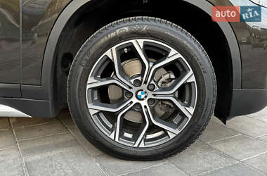 Внедорожник / Кроссовер BMW X1 2019 в 
