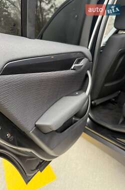 Внедорожник / Кроссовер BMW X1 2011 в 