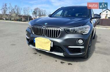 Позашляховик / Кросовер BMW X1 2019 в 