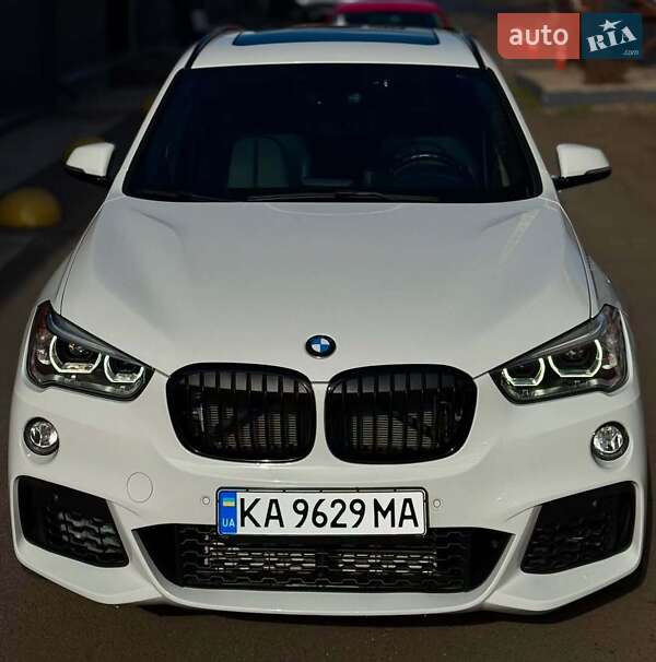 Внедорожник / Кроссовер BMW X1 2016 в 