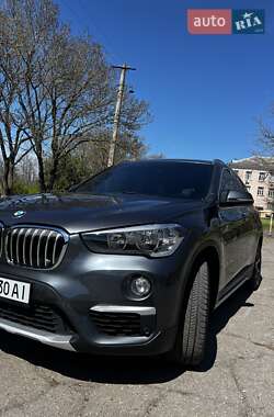 Внедорожник / Кроссовер BMW X1 2015 в 