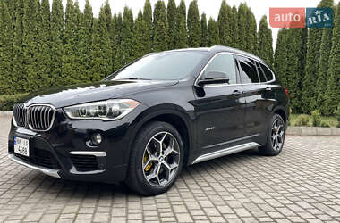 Внедорожник / Кроссовер BMW X1 2016 в 