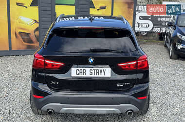 Позашляховик / Кросовер BMW X1 2018 в 