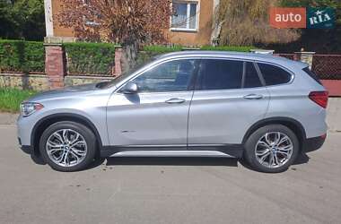 Внедорожник / Кроссовер BMW X1 2016 в 