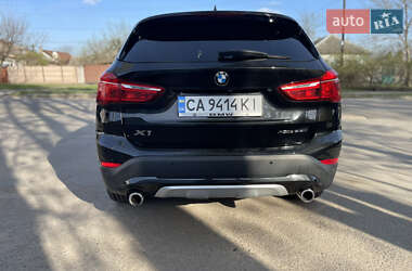 Внедорожник / Кроссовер BMW X1 2021 в 