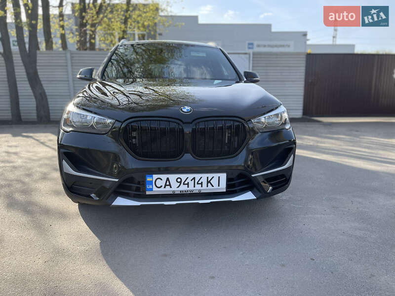 Позашляховик / Кросовер BMW X1 2021 в Харкові