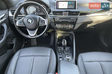 Внедорожник / Кроссовер BMW X1 2021 в 