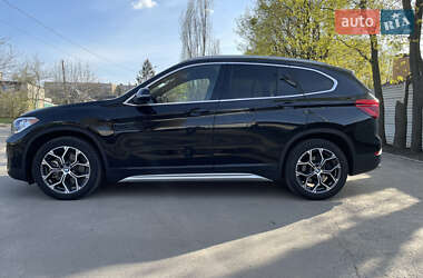 Внедорожник / Кроссовер BMW X1 2021 в 