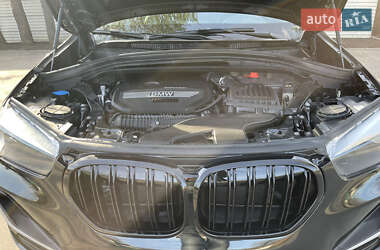 Внедорожник / Кроссовер BMW X1 2021 в 