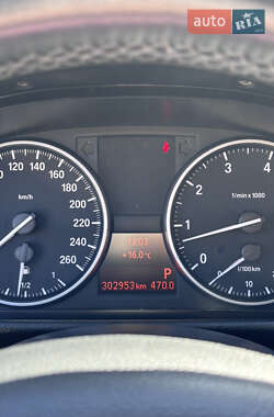 Внедорожник / Кроссовер BMW X1 2012 в 