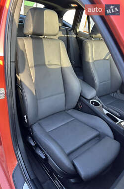 Позашляховик / Кросовер BMW X1 2013 в 