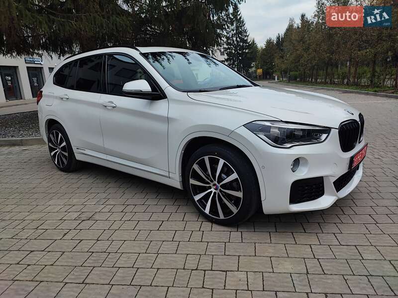 Внедорожник / Кроссовер BMW X1 2016 в 