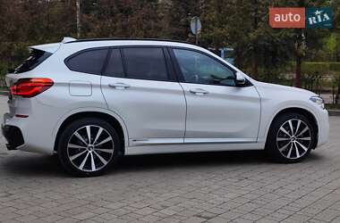 Внедорожник / Кроссовер BMW X1 2016 в 
