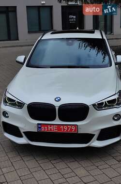 Внедорожник / Кроссовер BMW X1 2016 в 