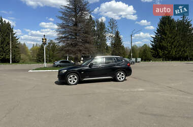 Позашляховик / Кросовер BMW X1 2009 в 