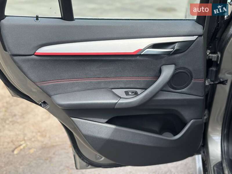 Позашляховик / Кросовер BMW X1 2016 в Києві