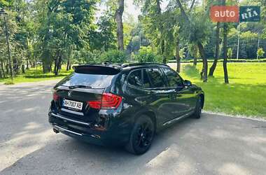 Позашляховик / Кросовер BMW X1 2015 в 