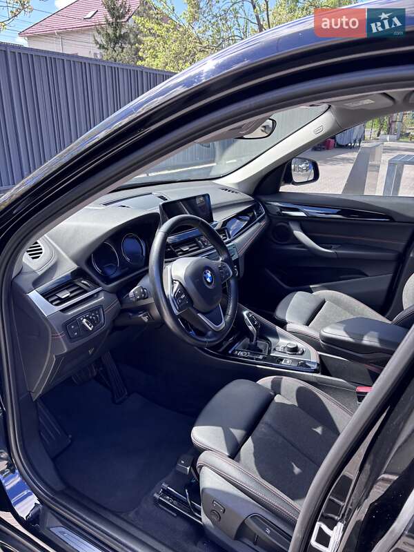 Внедорожник / Кроссовер BMW X1 2019 в Киеве