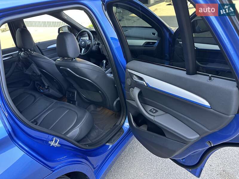 Внедорожник / Кроссовер BMW X1 2016 в Днепре