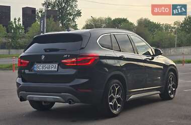 Внедорожник / Кроссовер BMW X1 2016 в 