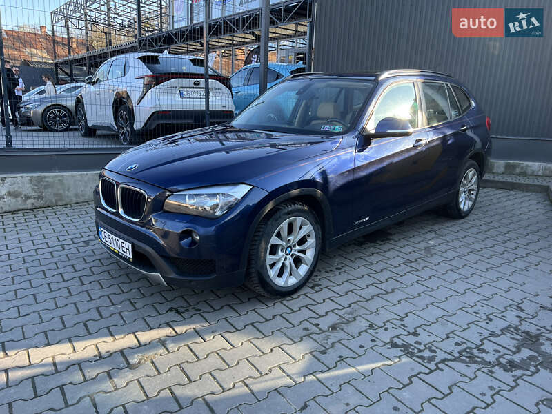 Позашляховик / Кросовер BMW X1 2013 в Чернівцях