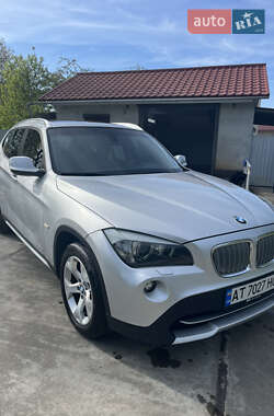 Внедорожник / Кроссовер BMW X1 2011 в Калуше