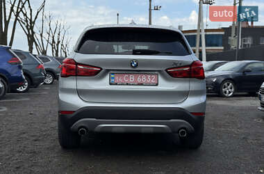 Внедорожник / Кроссовер BMW X1 2017 в 