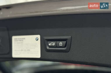 Внедорожник / Кроссовер BMW X1 2017 в 