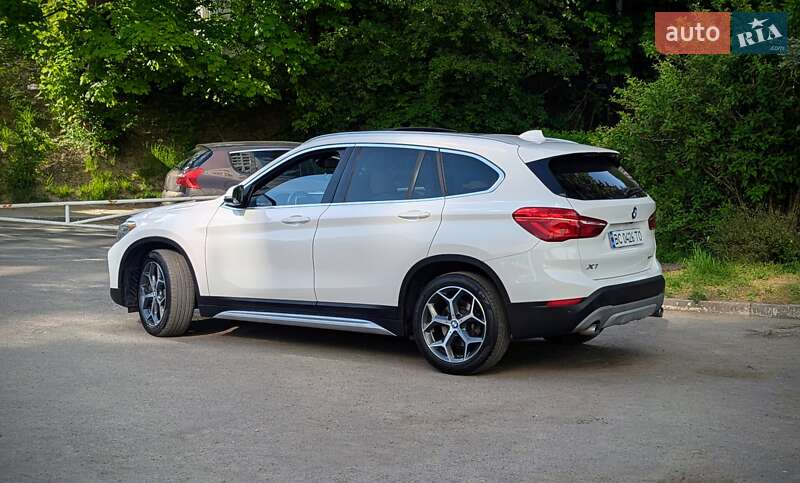 Внедорожник / Кроссовер BMW X1 2019 в Львове
