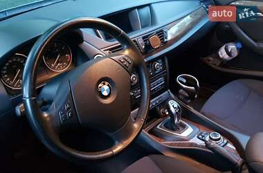 Позашляховик / Кросовер BMW X1 2013 в 