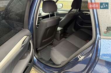 Внедорожник / Кроссовер BMW X1 2011 в 