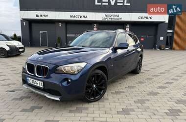 Внедорожник / Кроссовер BMW X1 2011 в 