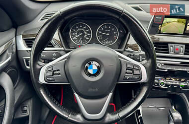 Внедорожник / Кроссовер BMW X1 2015 в 