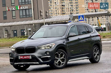 Внедорожник / Кроссовер BMW X1 2015 в 
