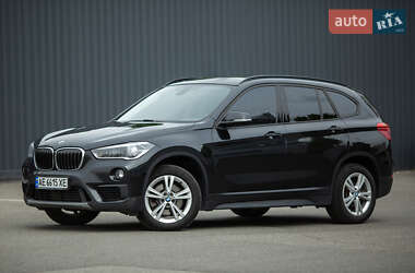 Внедорожник / Кроссовер BMW X1 2016 в Киеве