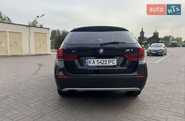 Внедорожник / Кроссовер BMW X1 2010 в 