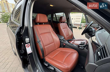 Внедорожник / Кроссовер BMW X1 2010 в 