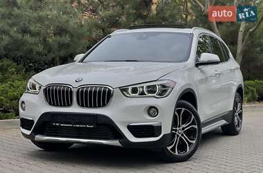 Позашляховик / Кросовер BMW X1 2019 в 