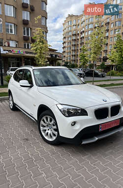 Внедорожник / Кроссовер BMW X1 2011 в Киеве