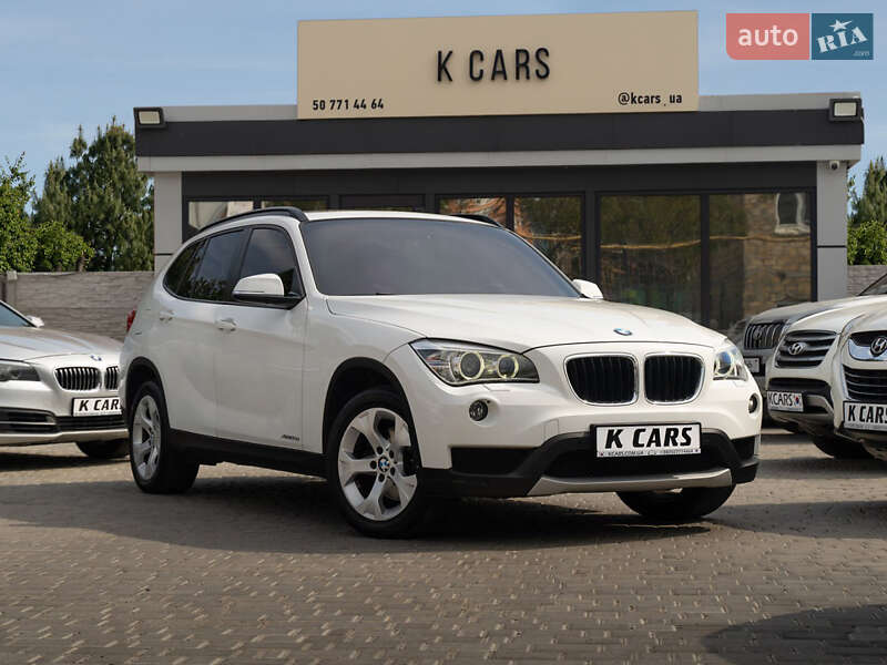 Позашляховик / Кросовер BMW X1 2013 в 