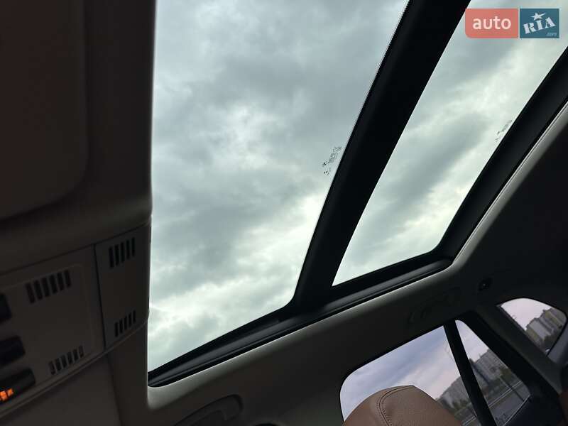 Позашляховик / Кросовер BMW X1 2014 в Києві