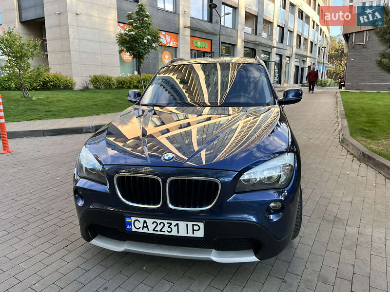 Внедорожник / Кроссовер BMW X1 2010 в Виннице