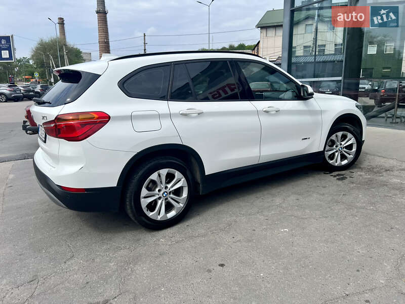 Позашляховик / Кросовер BMW X1 2018 в Дніпрі фото 21 Позашляховик / Кросовер BMW X1 2018 в Дніпрі