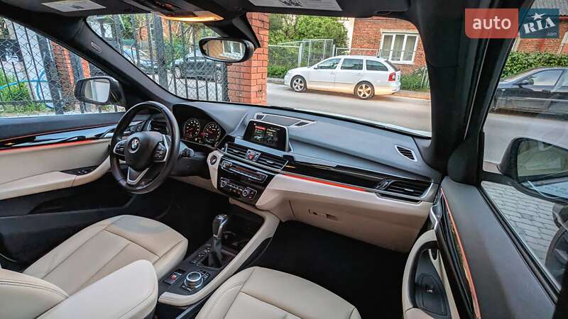 Внедорожник / Кроссовер BMW X1 2019 в Львове