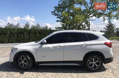 Внедорожник / Кроссовер BMW X1 2017 в 