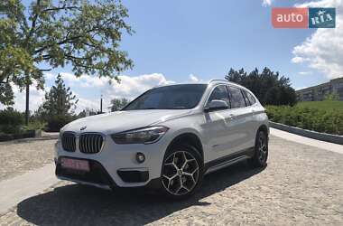 Внедорожник / Кроссовер BMW X1 2017 в 