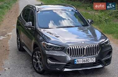 Позашляховик / Кросовер BMW X1 2019 в 