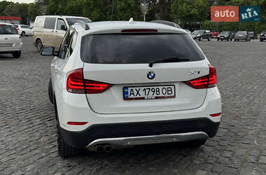 Внедорожник / Кроссовер BMW X1 2013 в 